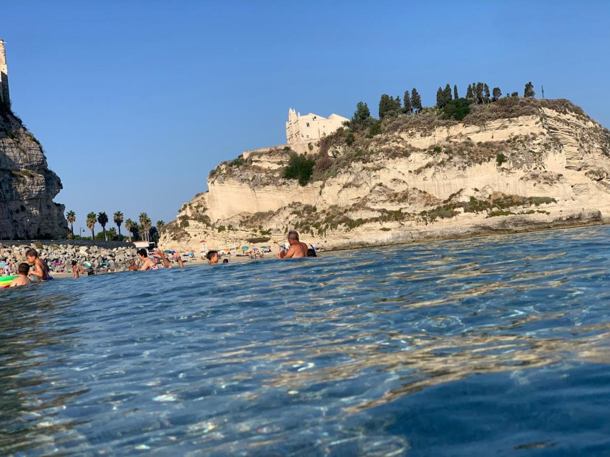 Bed and Breakfast La Piazza Beb Tropea Exterior foto